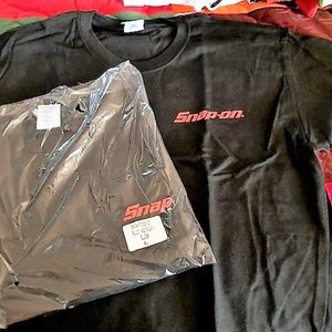 Two Large Snap-on Tools T-shirts Men Size Large